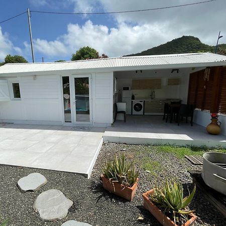 Bungalow "Doussin' Kreyol", Au Calme A 150M De La Plage Grande Anse Bagian luar foto
