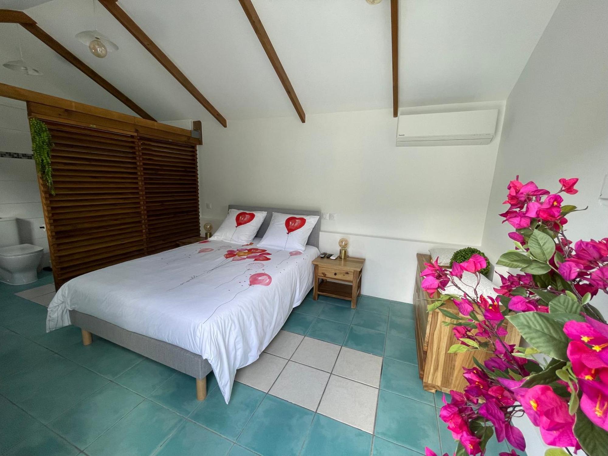 Bungalow "Doussin' Kreyol", Au Calme A 150M De La Plage Grande Anse Bagian luar foto